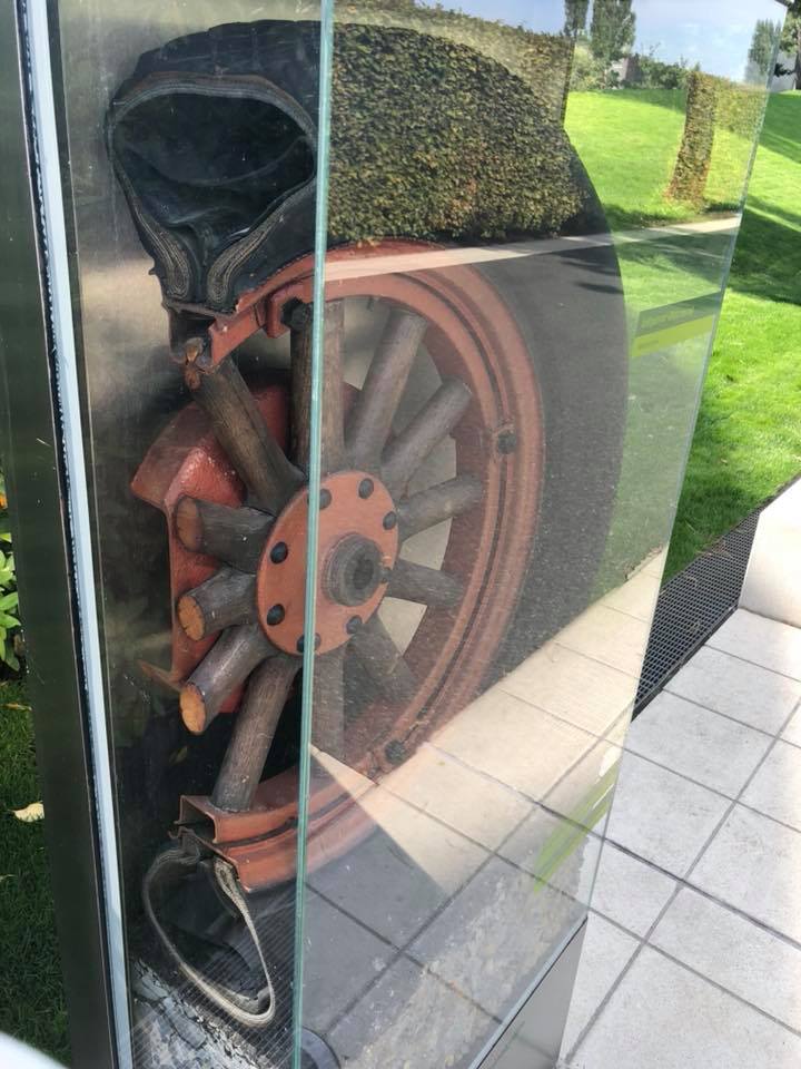 41932688_1228183497324448_26003608910692352_n